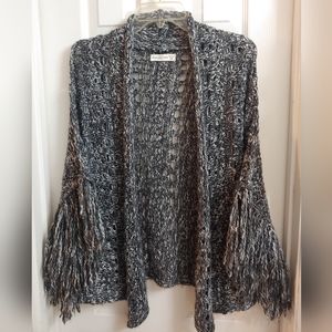 Abercrombie & Fitch Chunky Knit Fringe Sleeve Grey Sweater